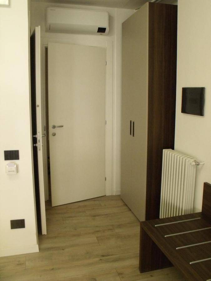 Hotel Plaza Ungheria Palermo Luaran gambar