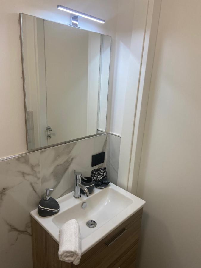 Hotel Plaza Ungheria Palermo Luaran gambar