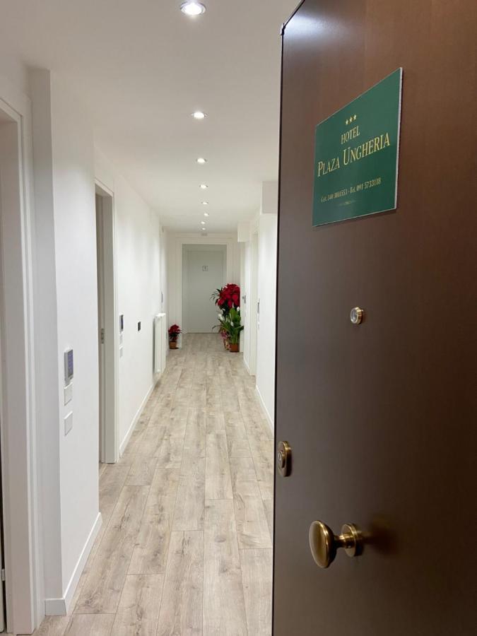 Hotel Plaza Ungheria Palermo Luaran gambar